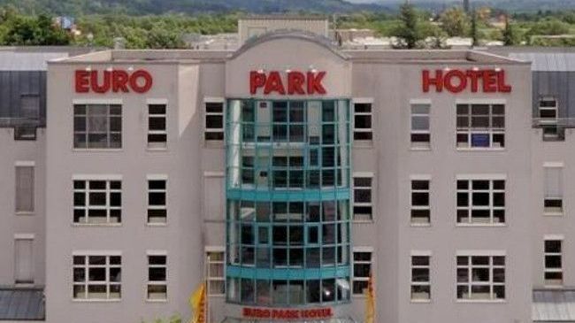Euro Park Hotel Hennef Хеннеф Экстерьер фото