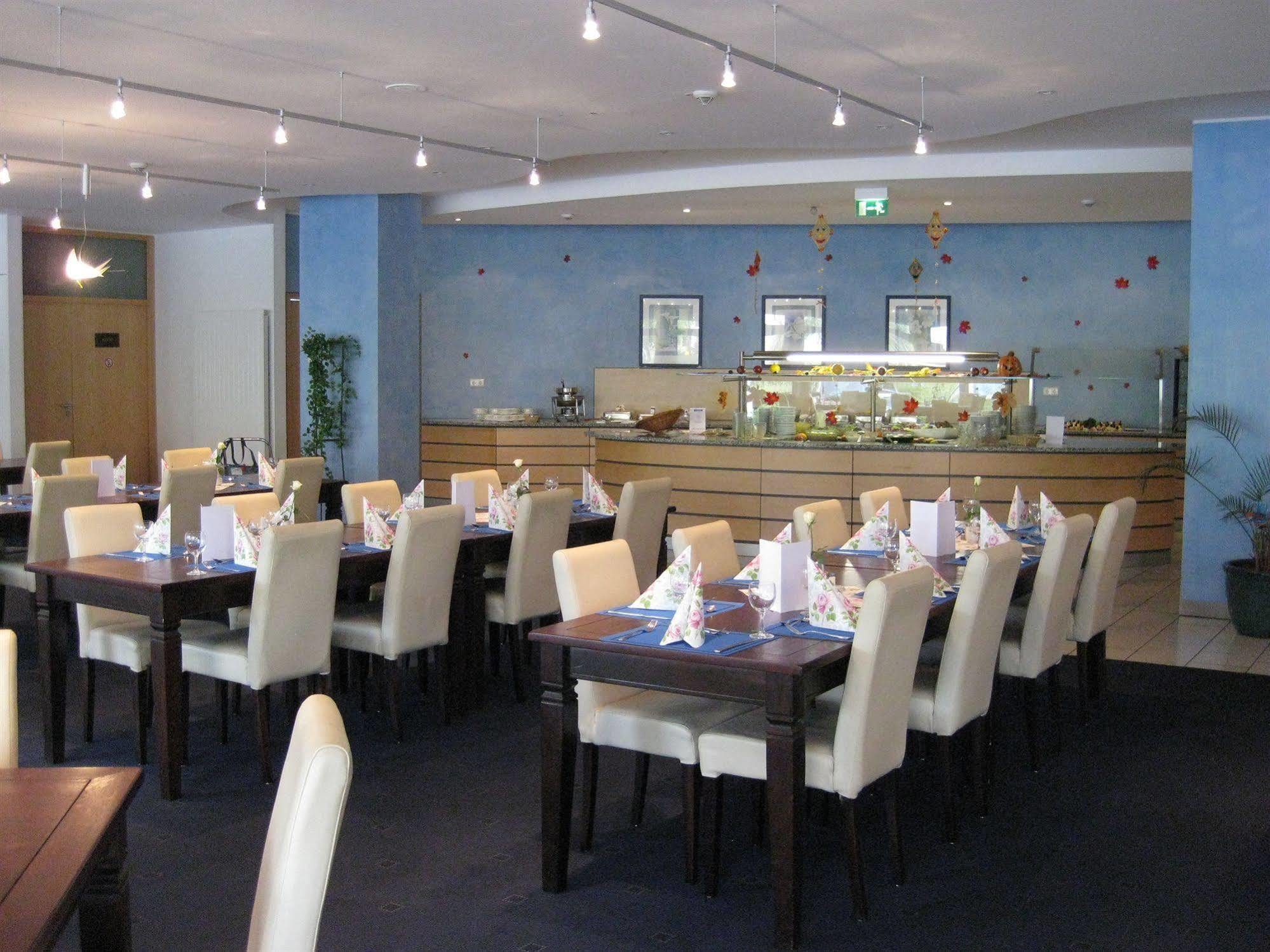 Euro Park Hotel Hennef Хеннеф Экстерьер фото