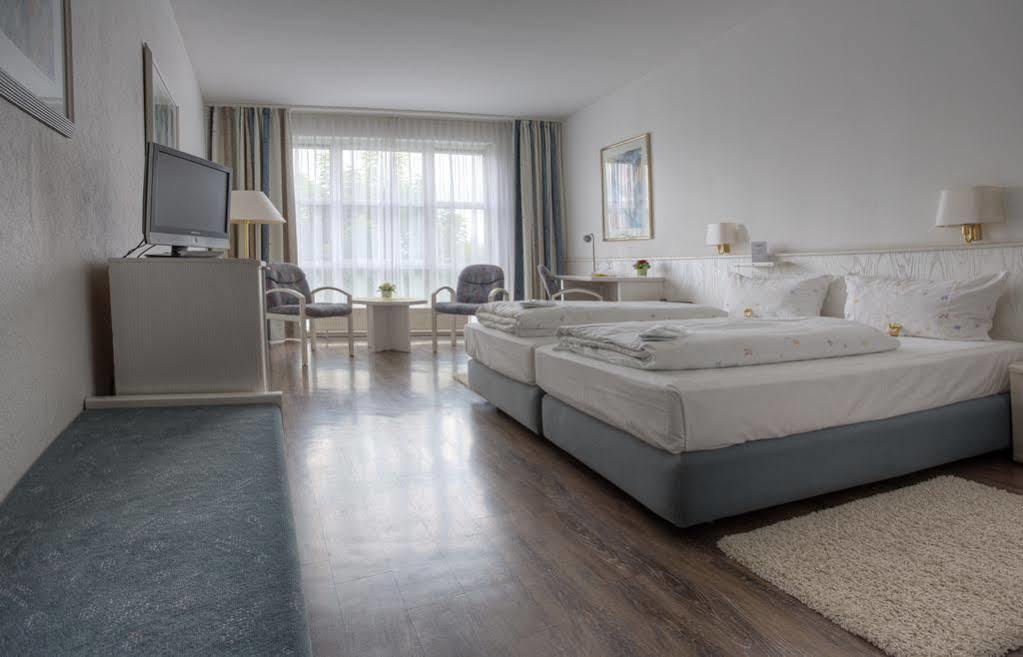 Euro Park Hotel Hennef Хеннеф Экстерьер фото